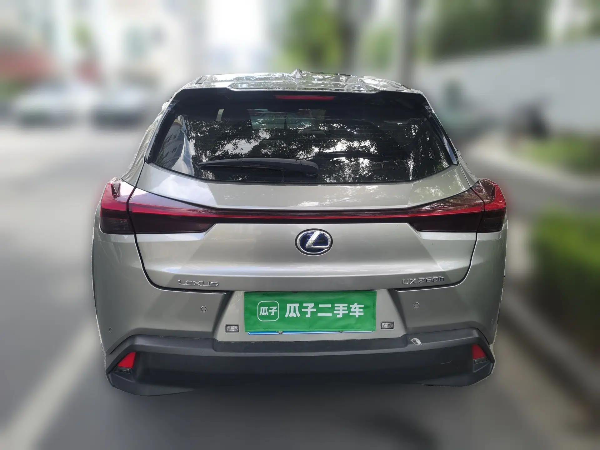 Lexus UX 2020 260h Explore & Adventure Edition — миниатюра 5