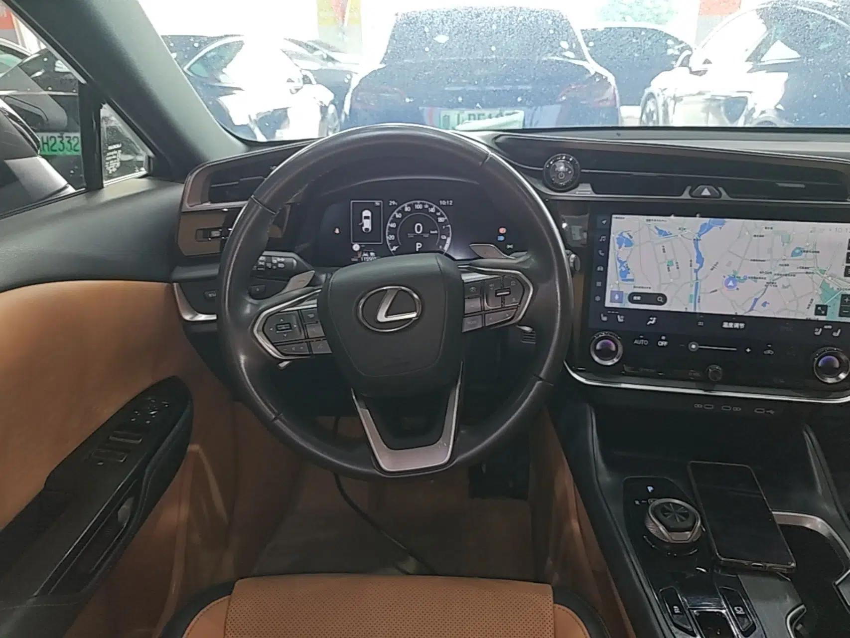 Lexus RZ 2023 450e All-Wheel Drive Luxury Edition — миниатюра 18