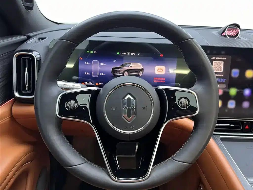 Wenjie M9 2024 Range Extended Max Edition 52kWh 6-Seater — миниатюра 16