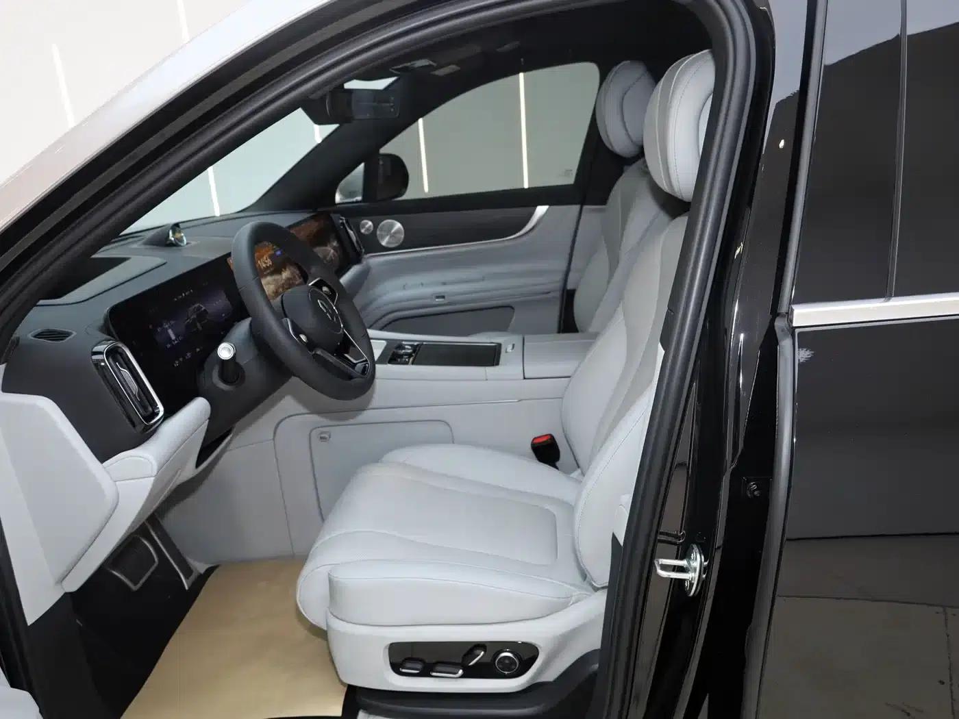 Wenjie M9 2025 Ultra Extended Range Edition 52kWh 6-Seat Version (192-line LiDAR) — миниатюра 29