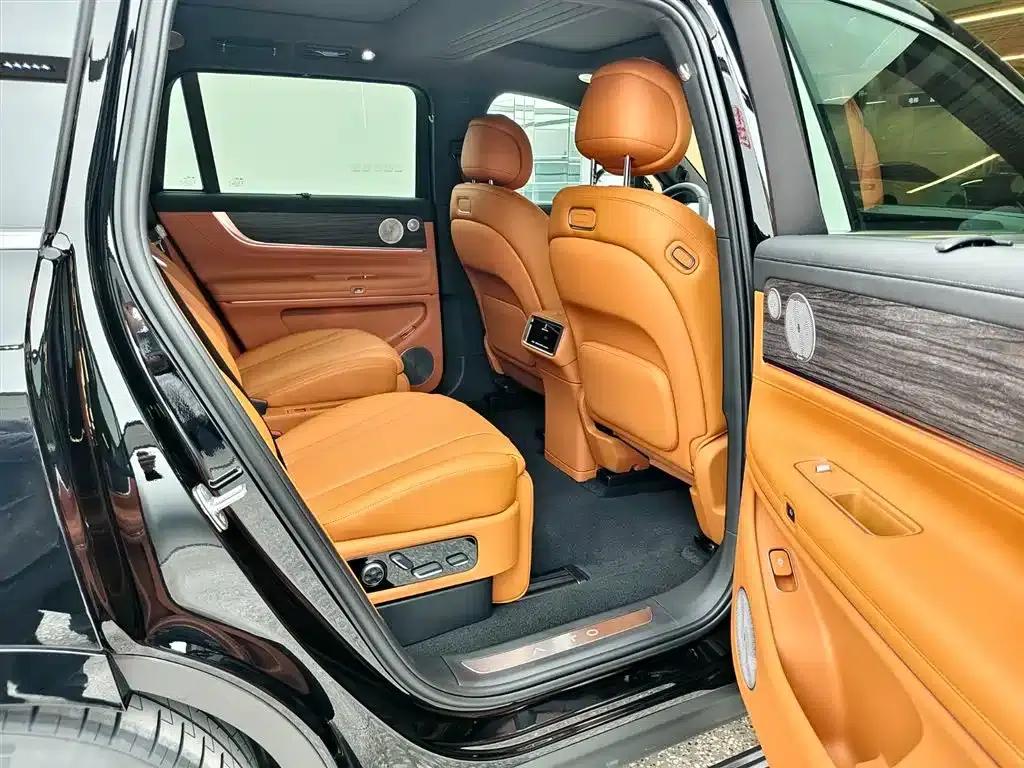Wenjie M9 2025 Ultra Extended Range Edition 52kWh 6-Seat Version (192-line LiDAR) — миниатюра 17