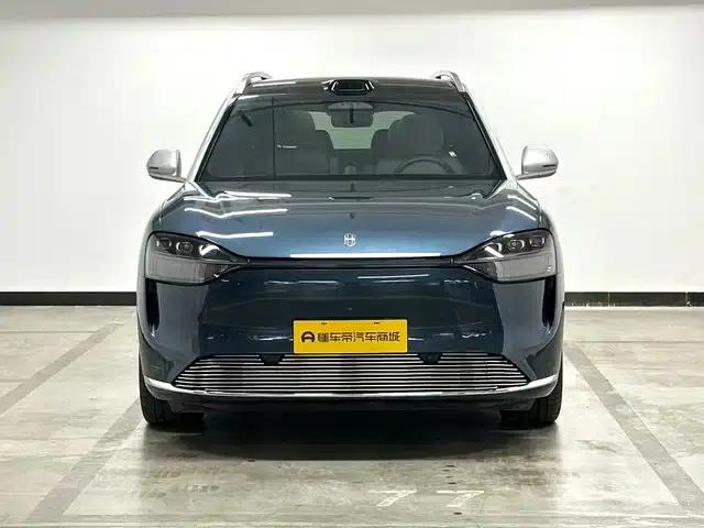 Wenjie M9 2024 Range Extended Ultra Edition 42kWh 6-Seater — миниатюра 2