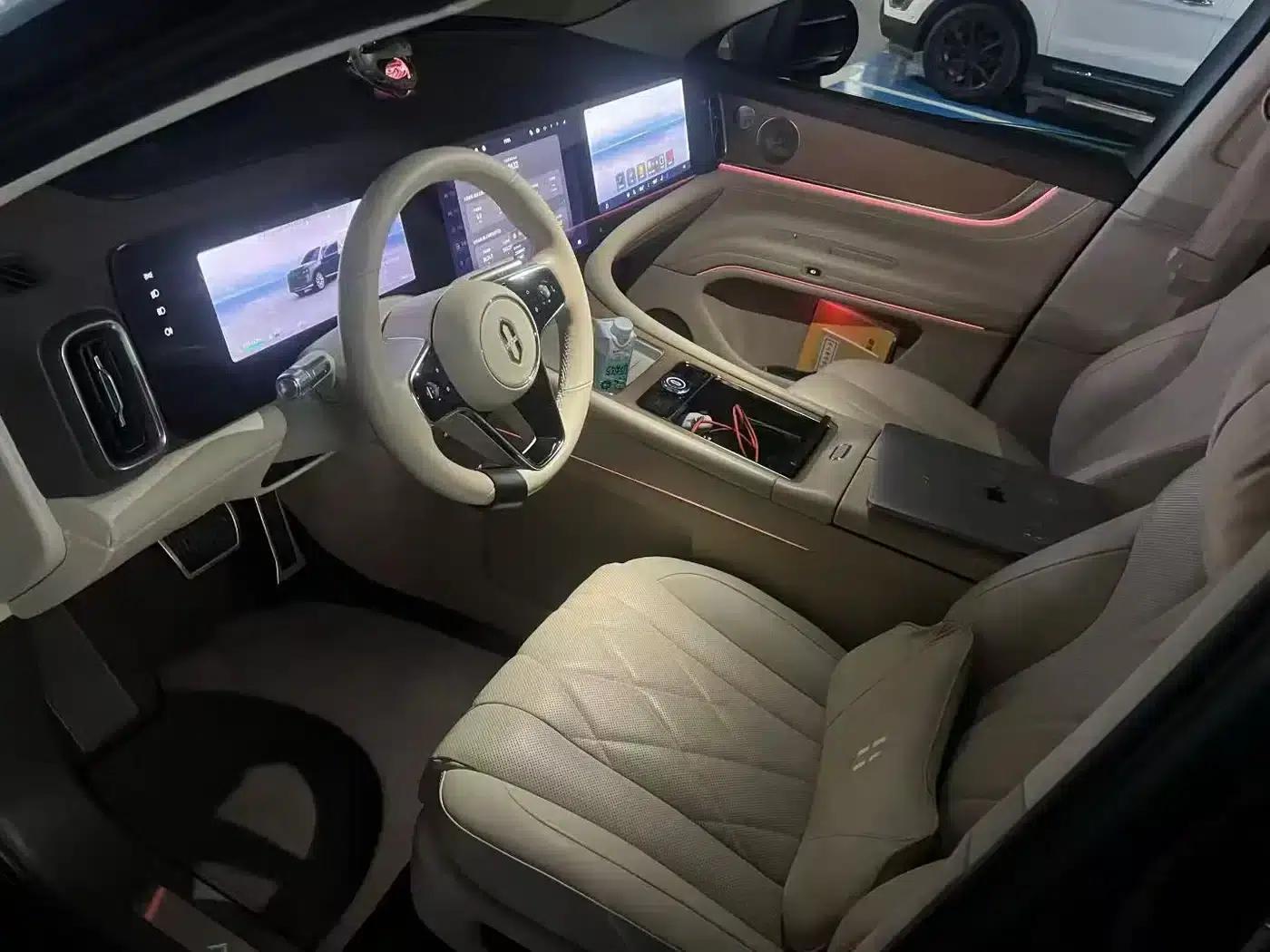 Wenjie M9 2024 Range Extended Ultra Edition 42kWh 6-Seater — миниатюра 3