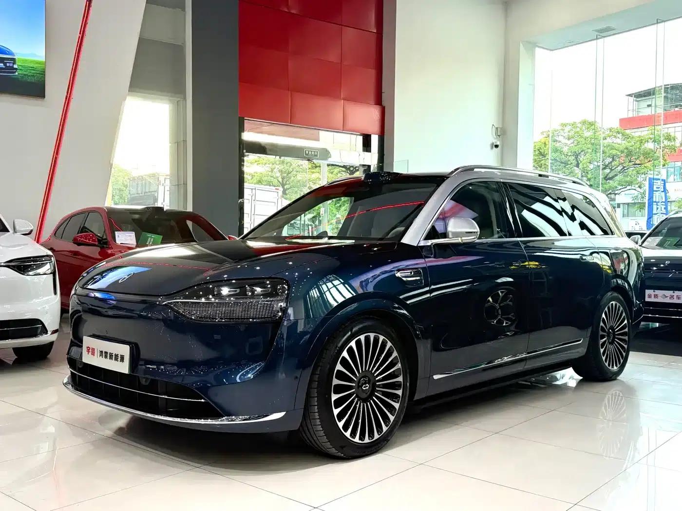 Wenjie M9 2025 Ultra Extended Range Edition 52kWh 6-Seat Version (192-line LiDAR) — миниатюра 1