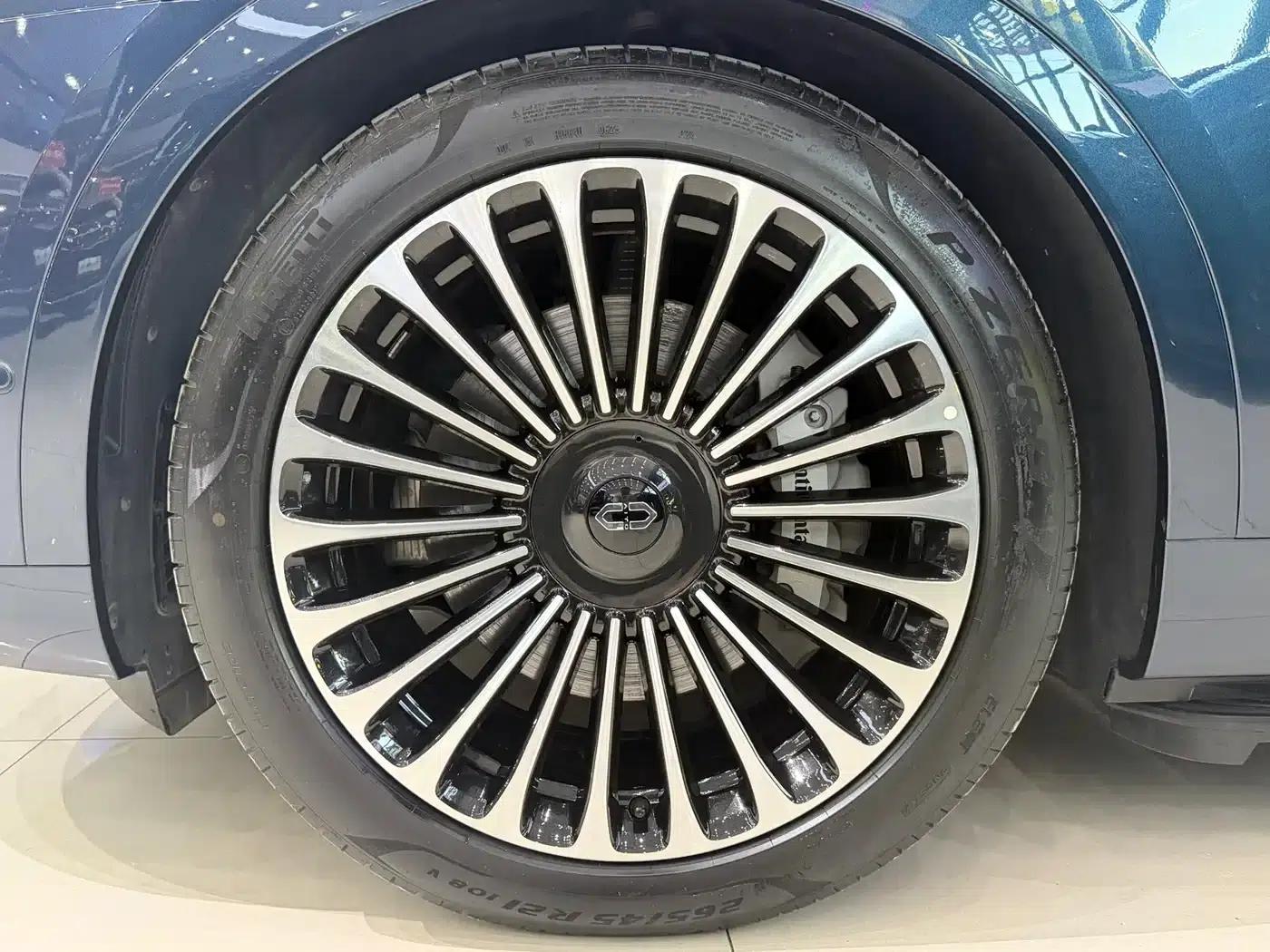 Wenjie M9 2025 Ultra Extended Range Edition 52kWh 6-Seat Version (192-line LiDAR) — миниатюра 6