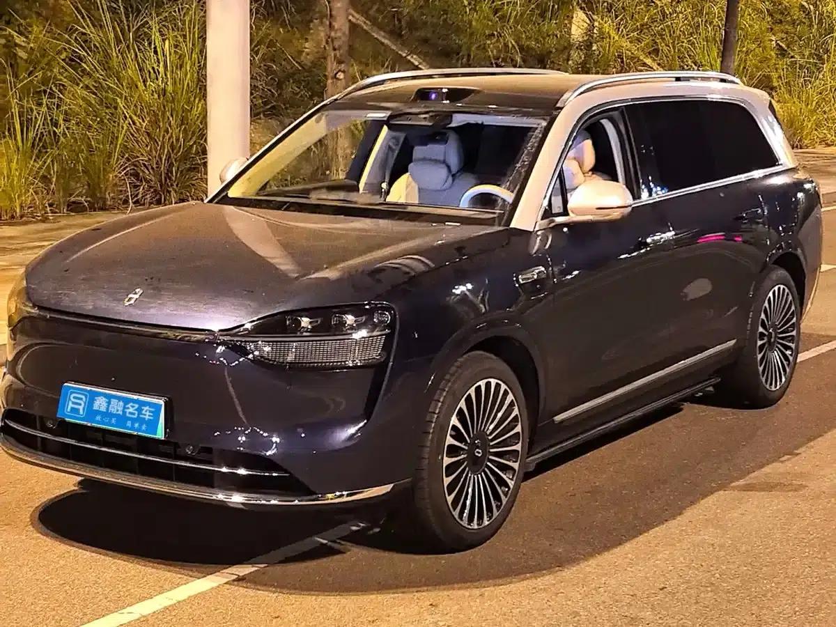 Wenjie M9 2025 Ultra Extended Range Edition (52kWh, 6-seater, 192-line LiDAR) — миниатюра 1