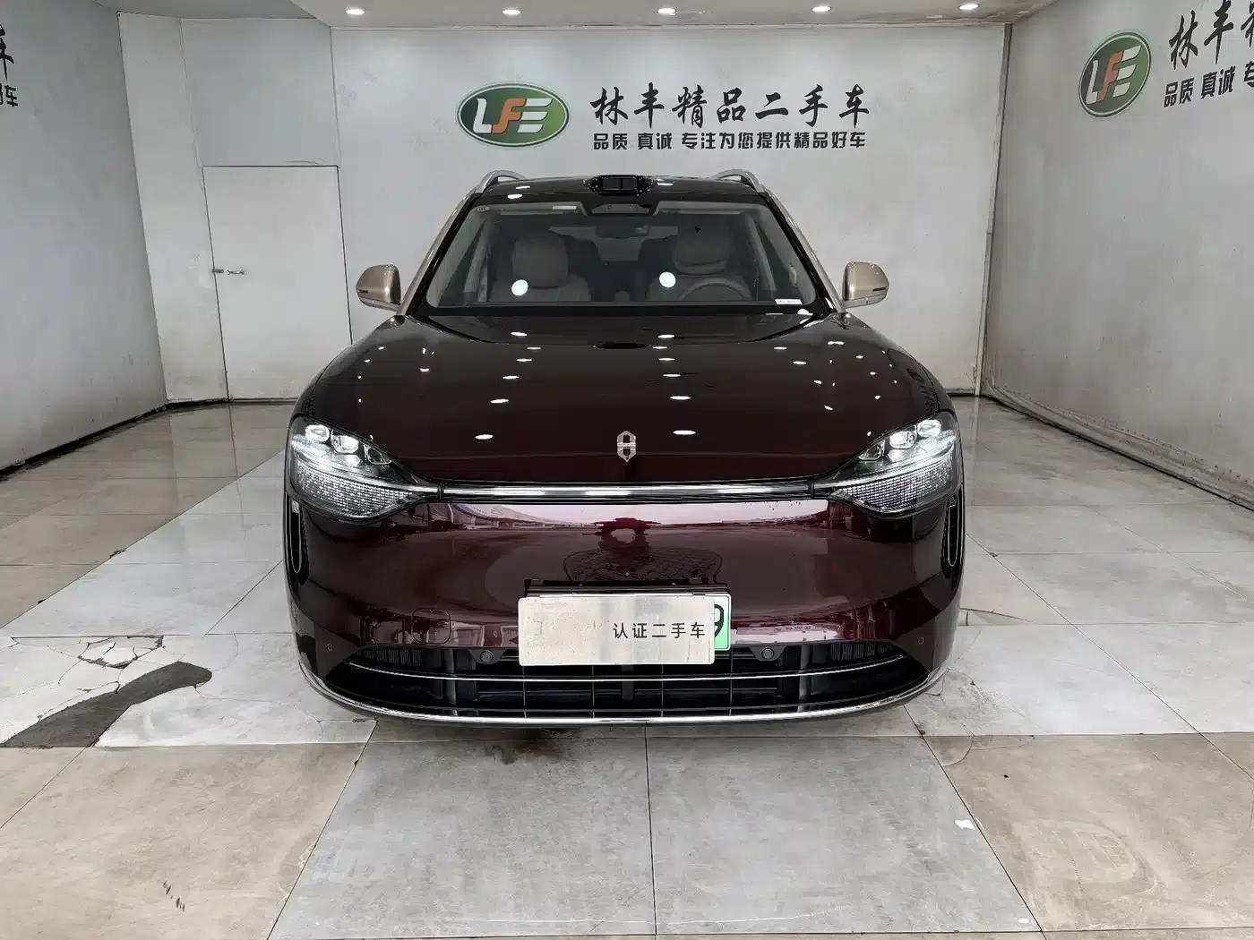 Wenjie M9 2025 Ultra Extended Range Edition 52kWh 6-Seat Version (192-line LiDAR) — миниатюра 2