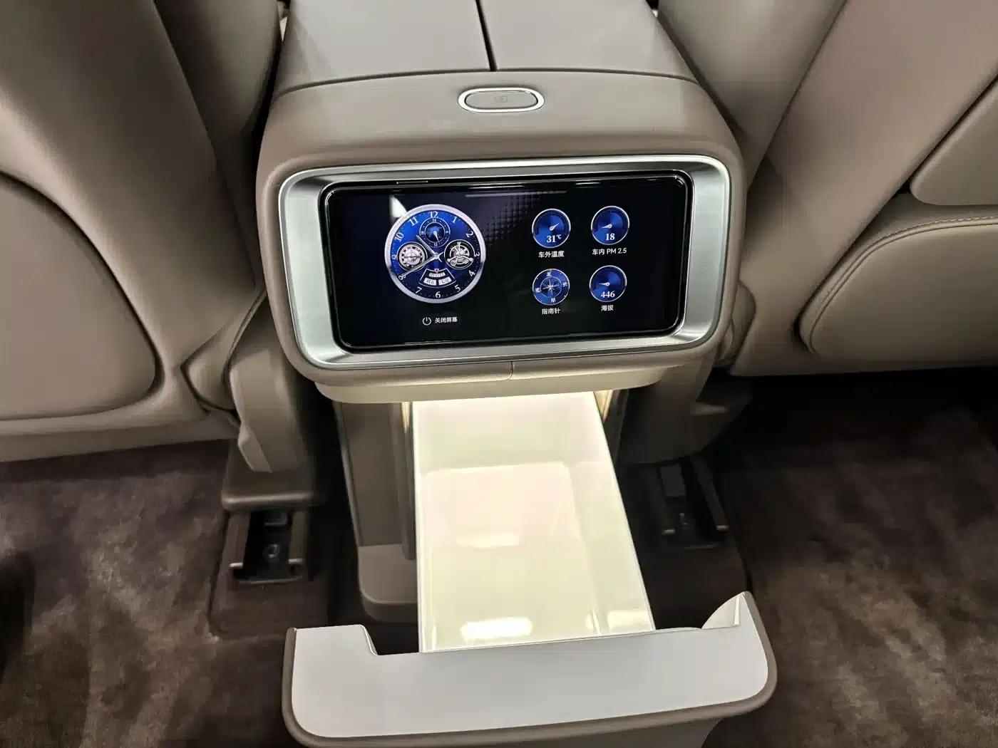 Wenjie M9 2025 Ultra Extended Range Edition 52kWh 6-Seat Version (192-line LiDAR) — миниатюра 20