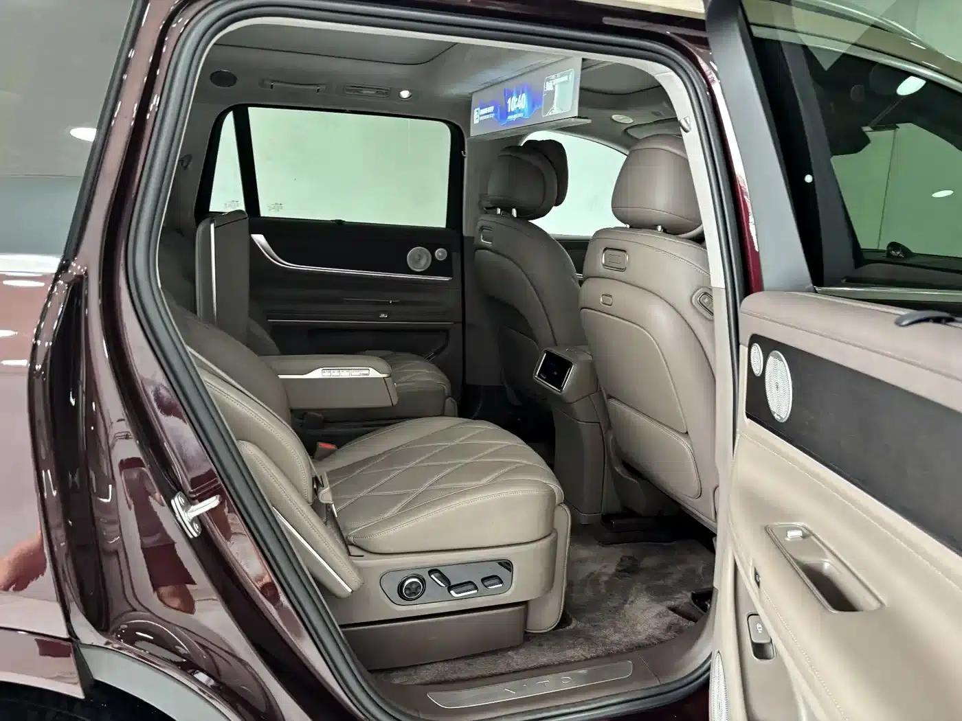 Wenjie M9 2025 Ultra Extended Range Edition 52kWh 6-Seat Version (192-line LiDAR) — миниатюра 24