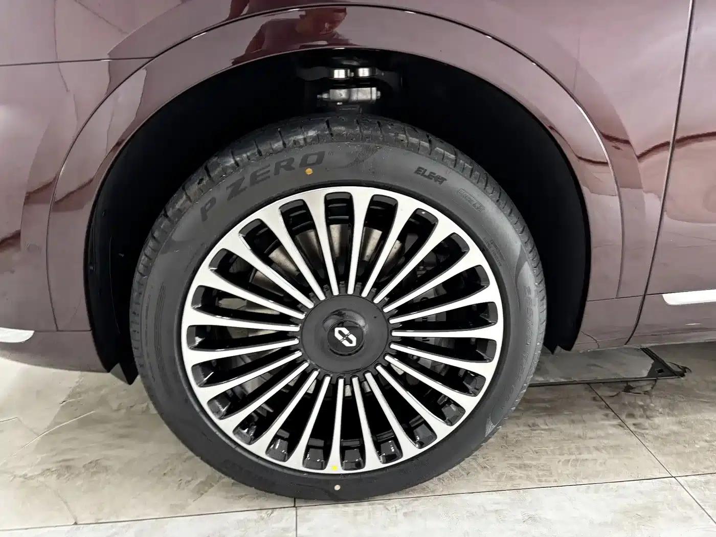 Wenjie M9 2025 Ultra Extended Range Edition 52kWh 6-Seat Version (192-line LiDAR) — миниатюра 32