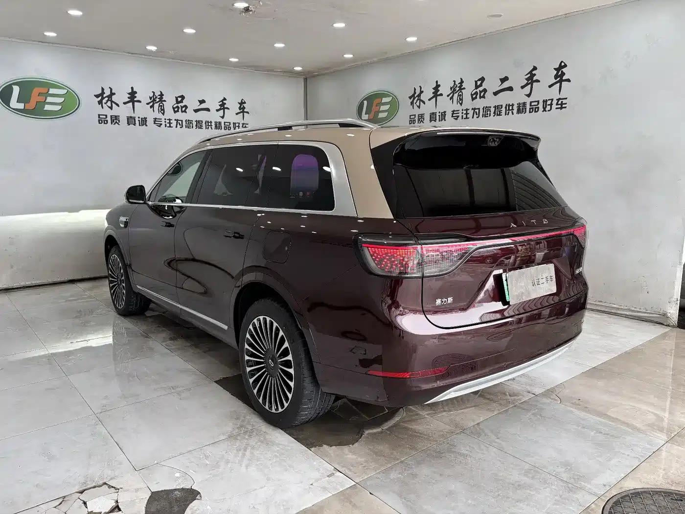 Wenjie M9 2025 Ultra Extended Range Edition 52kWh 6-Seat Version (192-line LiDAR) — миниатюра 7