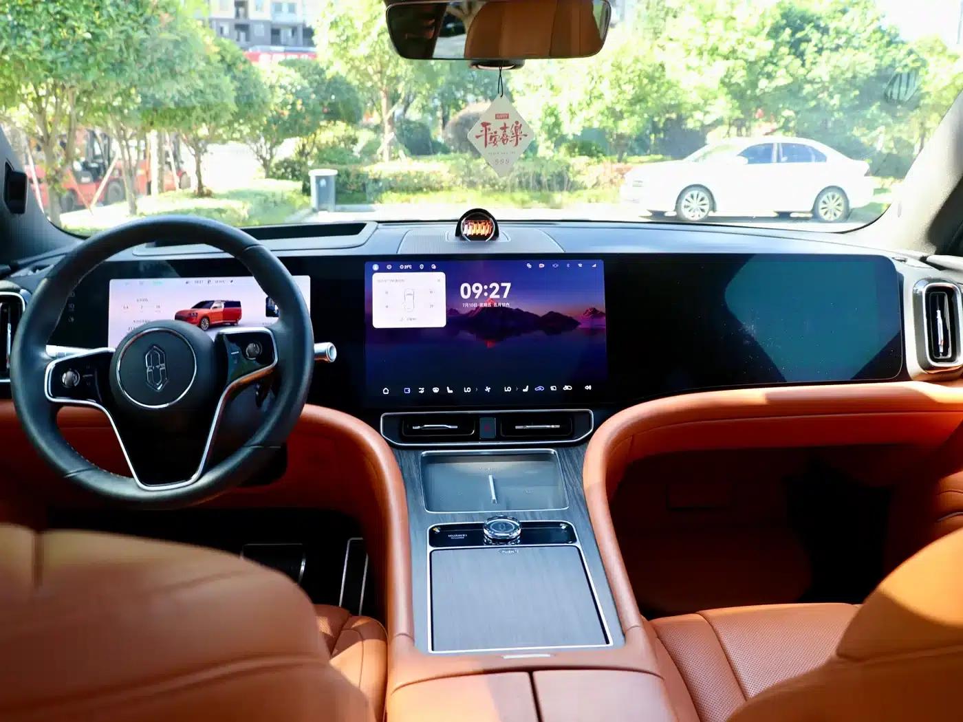 Wenjie M9 2024 Range Extended Ultra Edition 42kWh 6-Seater — миниатюра 11