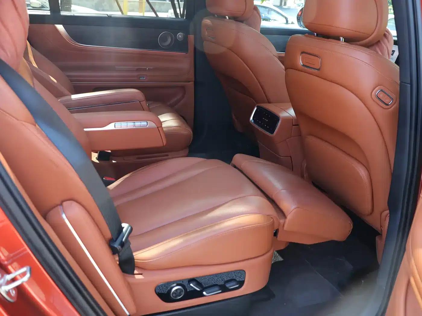 Wenjie M9 2024 Range Extended Ultra Edition 42kWh 6-Seater — миниатюра 12