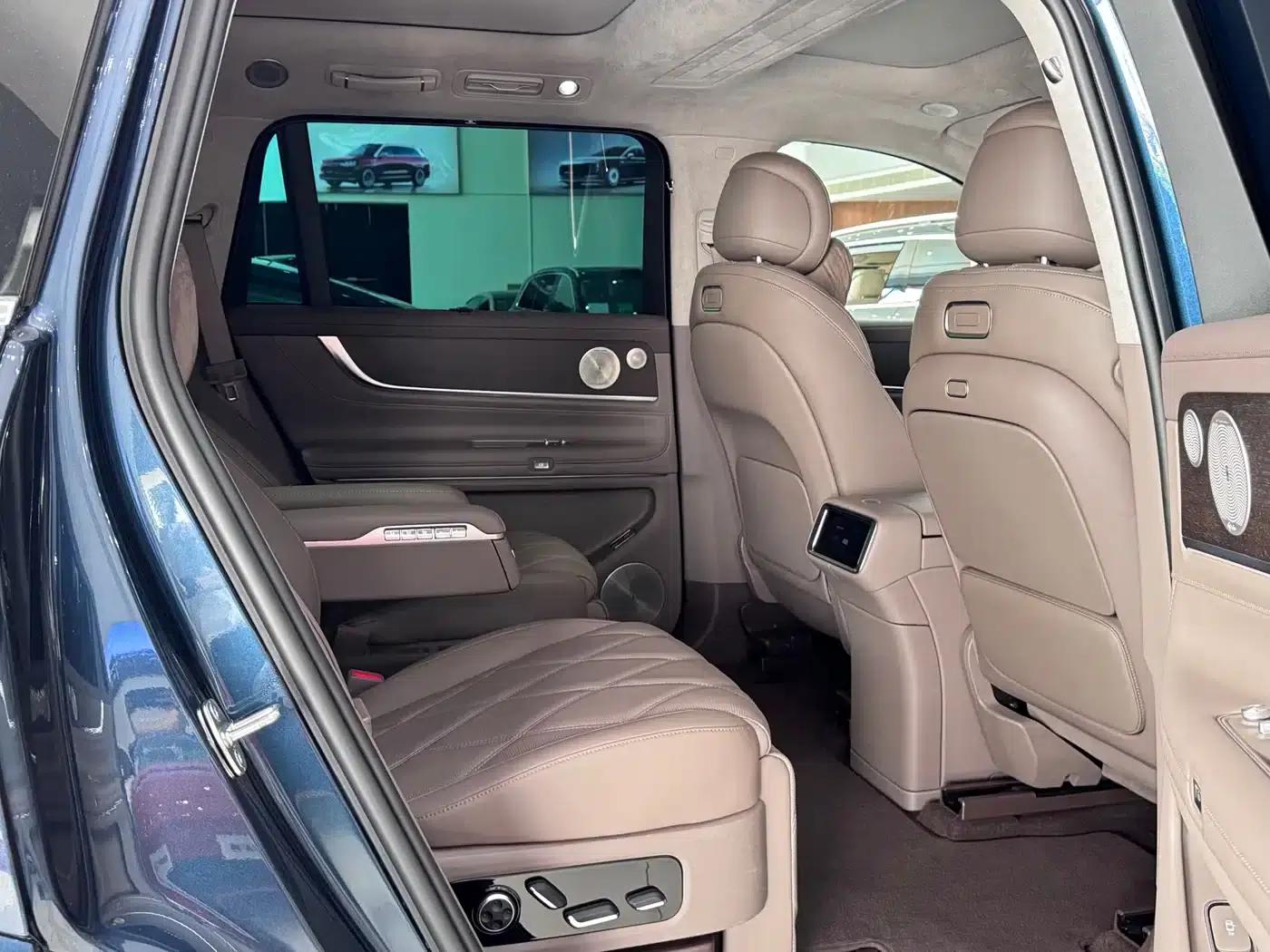 Wenjie M9 2025 Ultra Extended Range Edition 52kWh 6-Seat Version (192-line LiDAR) — миниатюра 10