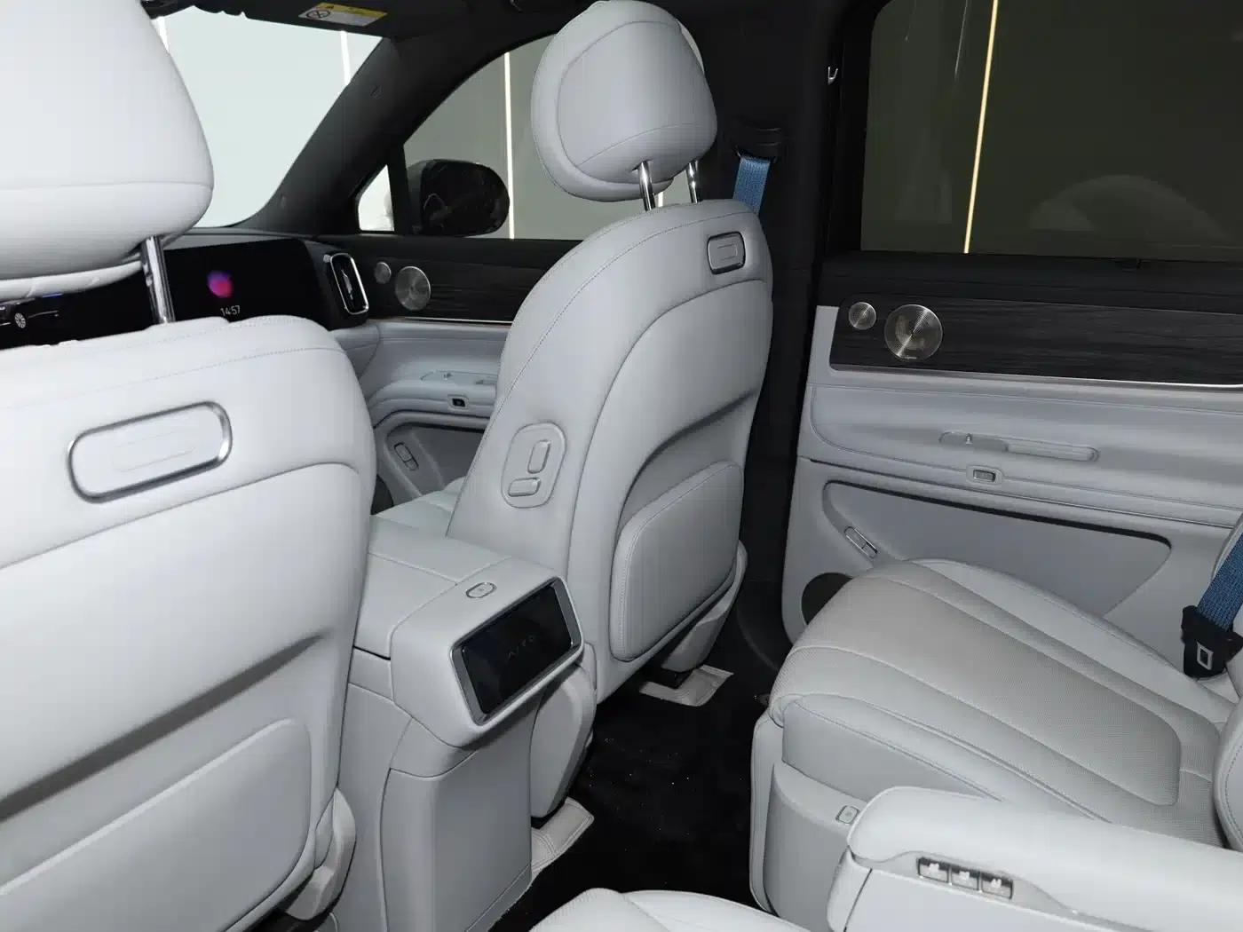 Wenjie M9 2025 Ultra Extended Range Edition 52kWh 6-Seat Version (192-line LiDAR) — миниатюра 15