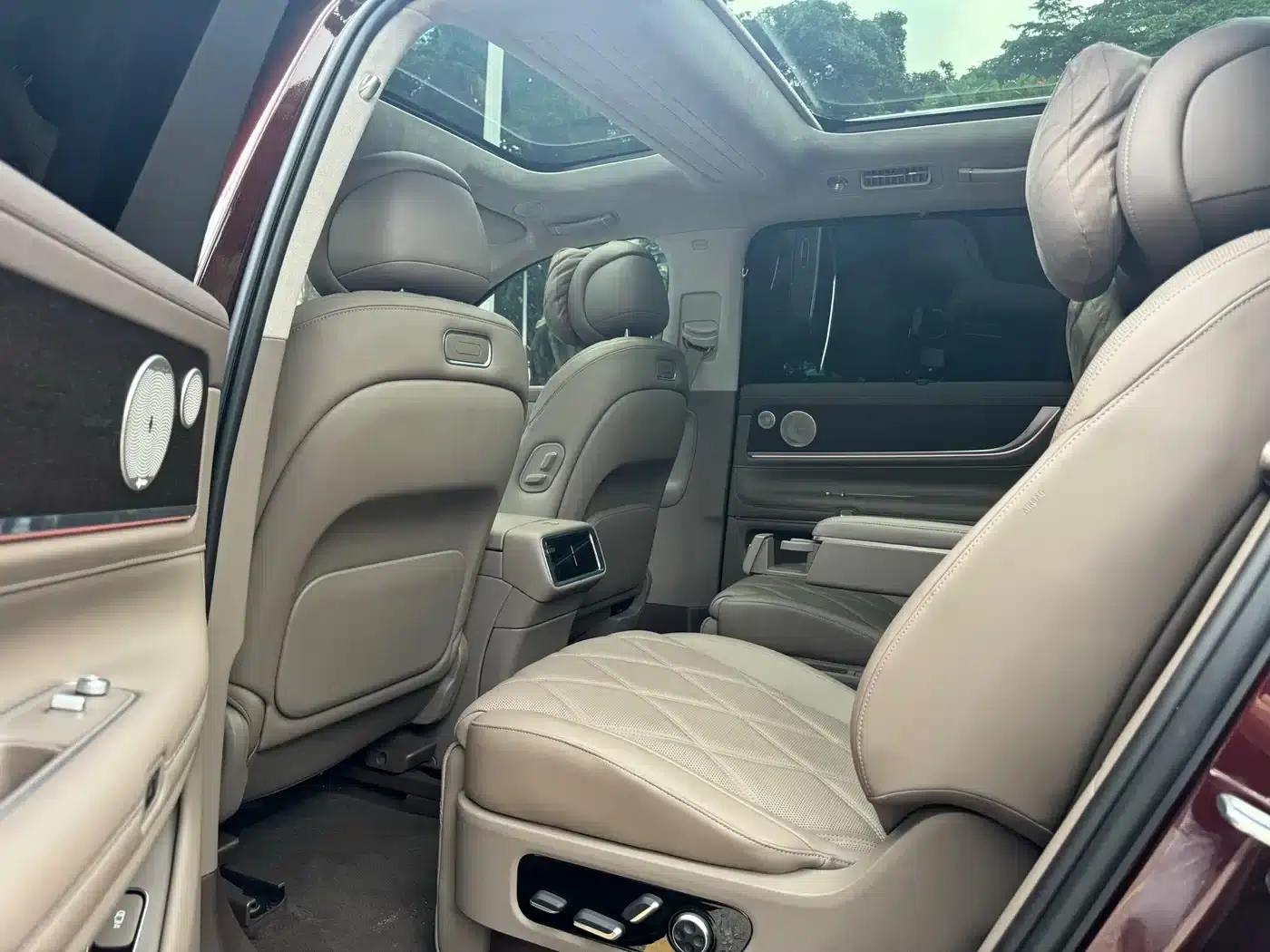 Wenjie M9 2025 Ultra Extended Range Edition (52kWh, 6-seater, 192-line LiDAR) — миниатюра 11