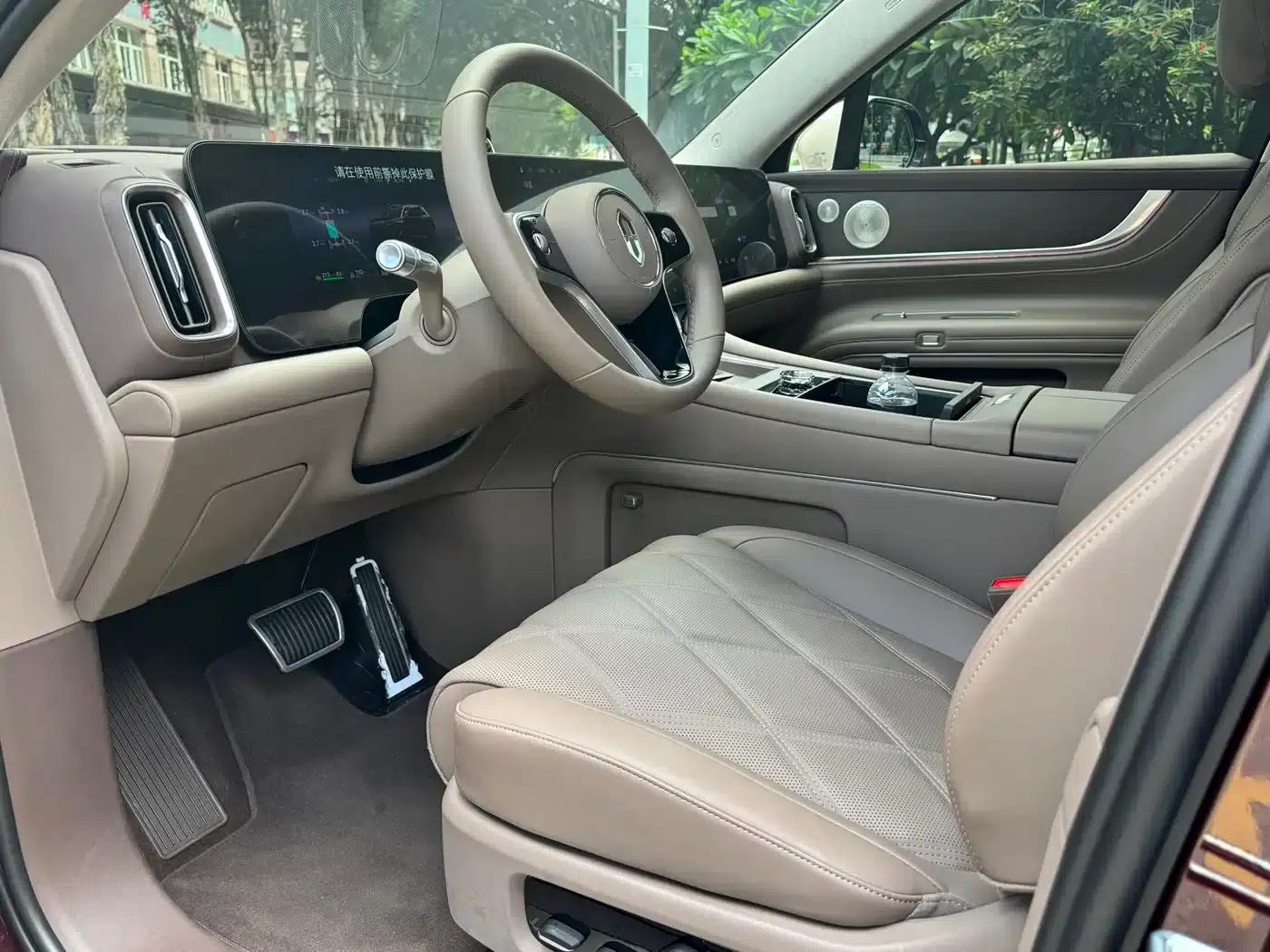Wenjie M9 2025 Ultra Extended Range Edition (52kWh, 6-seater, 192-line LiDAR) — миниатюра 5