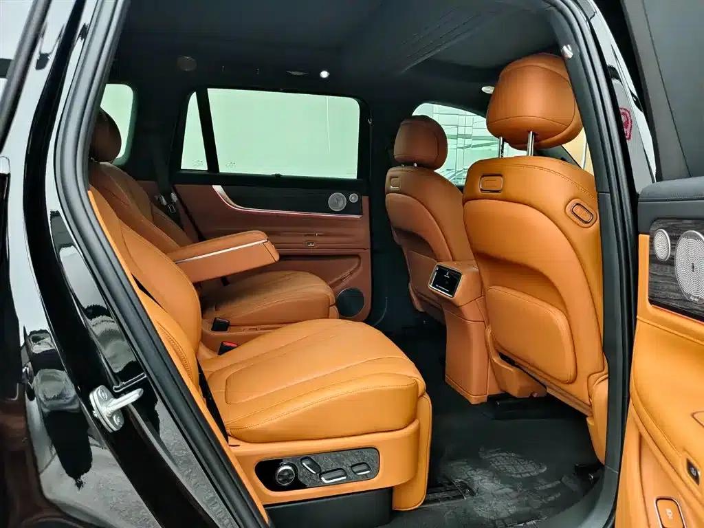 Wenjie M9 2025 Ultra Extended Range Edition 52kWh 6-Seat Version (192-line LiDAR) — миниатюра 18