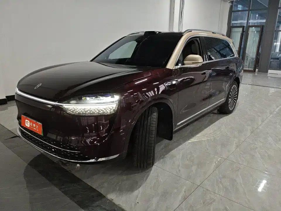 Wenjie M9 2025 Ultra Extended Range Edition (52kWh, 5-seater, 192-line LiDAR) — миниатюра 1
