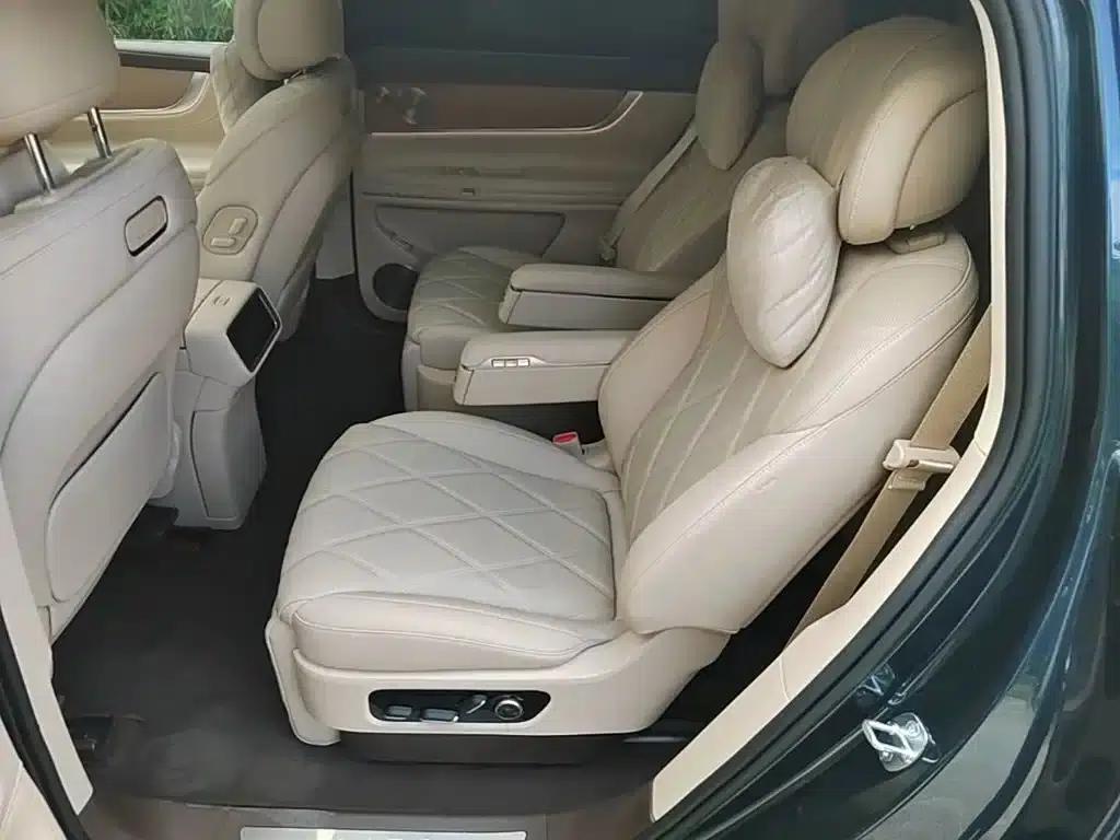 Wenjie M9 2025 Ultra Extended Range Edition (52kWh, 6-seater, 192-line LiDAR) — миниатюра 24