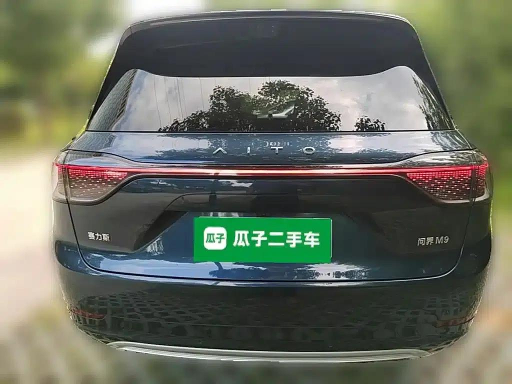 Wenjie M9 2025 Ultra Extended Range Edition (52kWh, 6-seater, 192-line LiDAR) — миниатюра 10