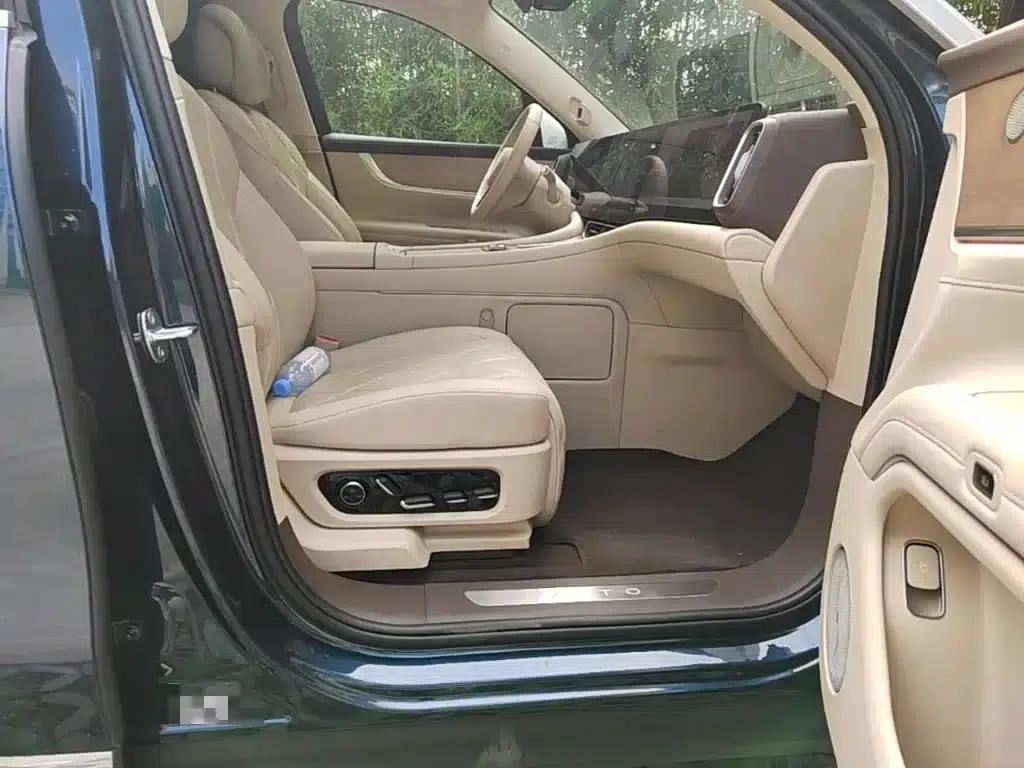 Wenjie M9 2025 Ultra Extended Range Edition (52kWh, 6-seater, 192-line LiDAR) — миниатюра 11