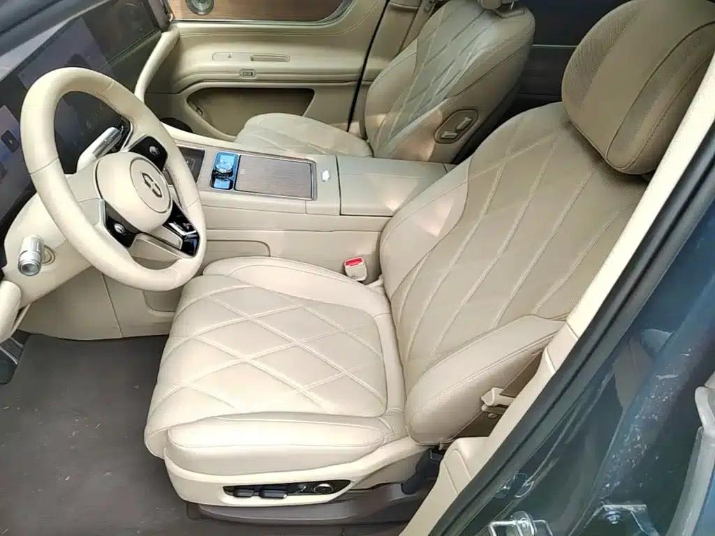 Wenjie M9 2025 Ultra Extended Range Edition (52kWh, 6-seater, 192-line LiDAR) — миниатюра 22