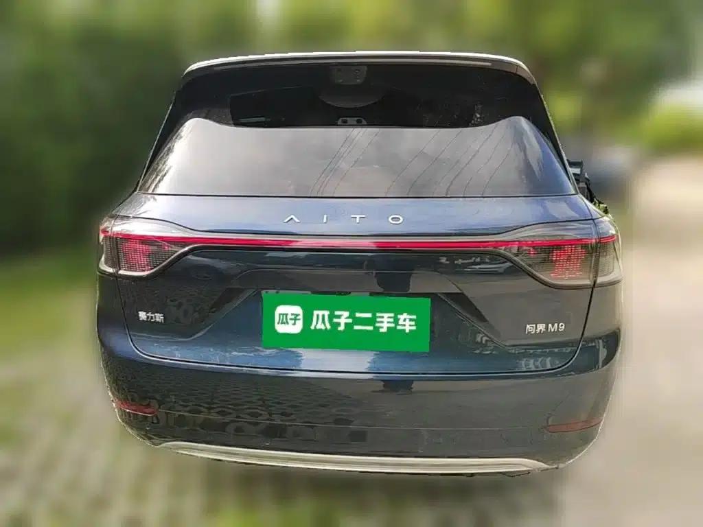 Wenjie M9 2025 Ultra Extended Range Edition (52kWh, 6-seater, 192-line LiDAR) — миниатюра 10