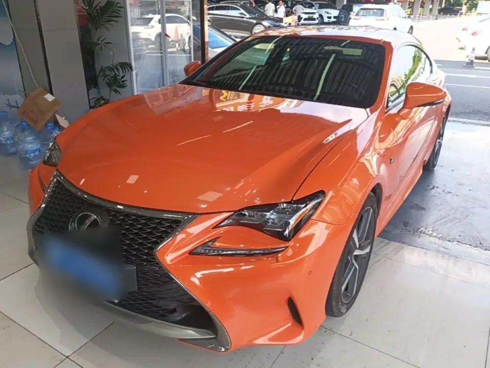Lexus RC 2016 200t F SPORT Edition — миниатюра 1