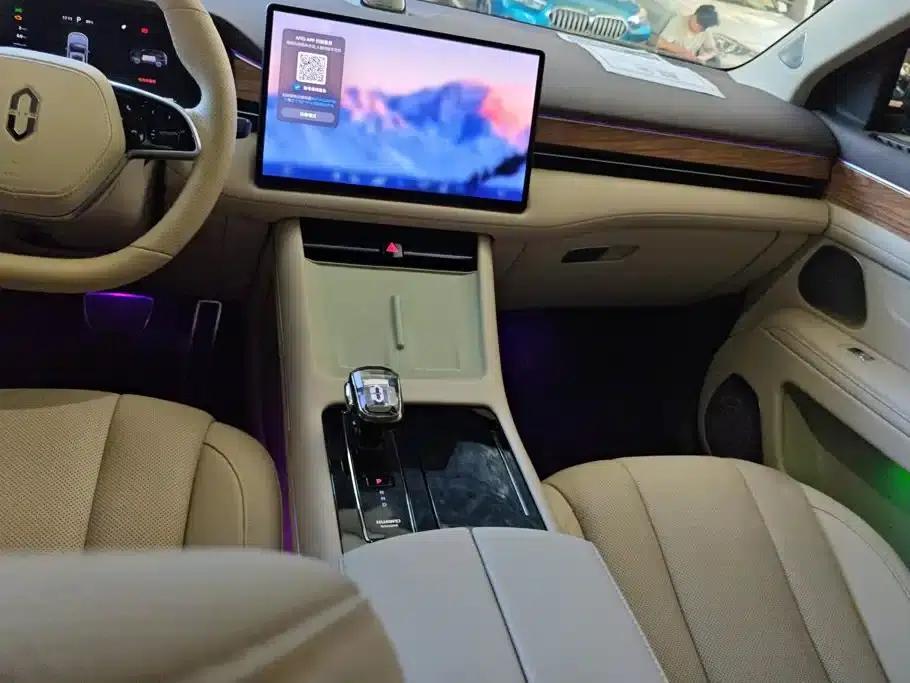 Wenjie M7 2024 1.5T AWD Plus Edition 5-seater — миниатюра 16