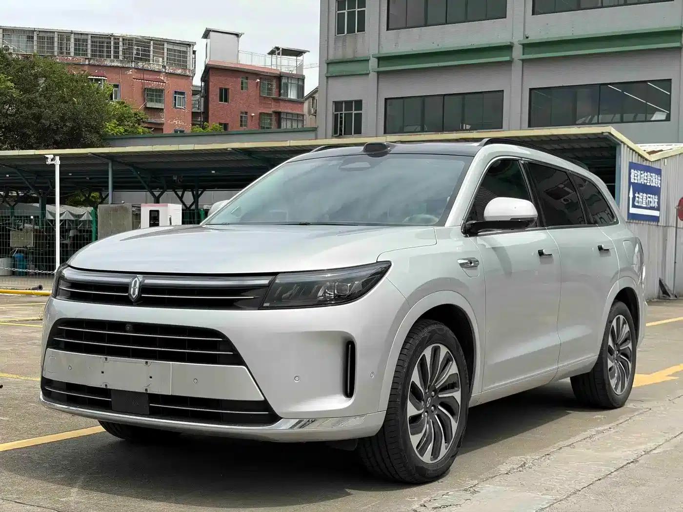 Wenjie M7 2024 1.5T Intelligent Driving 4WD Max Edition 5-seater — миниатюра 1