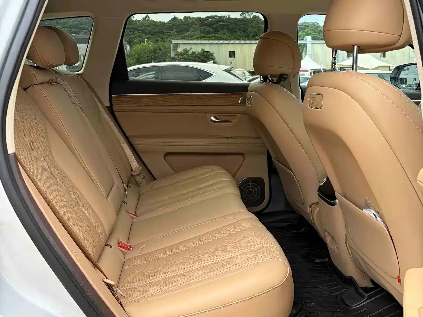 Wenjie M7 2024 1.5T Intelligent Driving 4WD Max Edition 5-seater — миниатюра 15