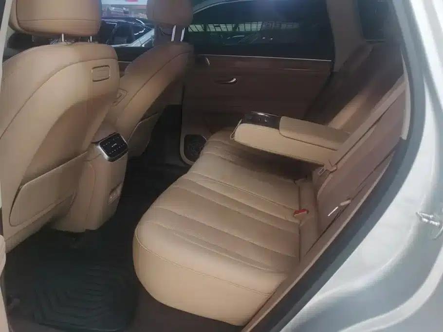 Wenjie M7 2024 1.5T AWD Plus Edition 5-seater — миниатюра 11
