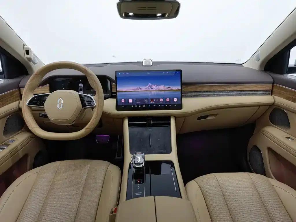Wenjie M7 2024 1.5T AWD Plus Edition 5-seater — миниатюра 5