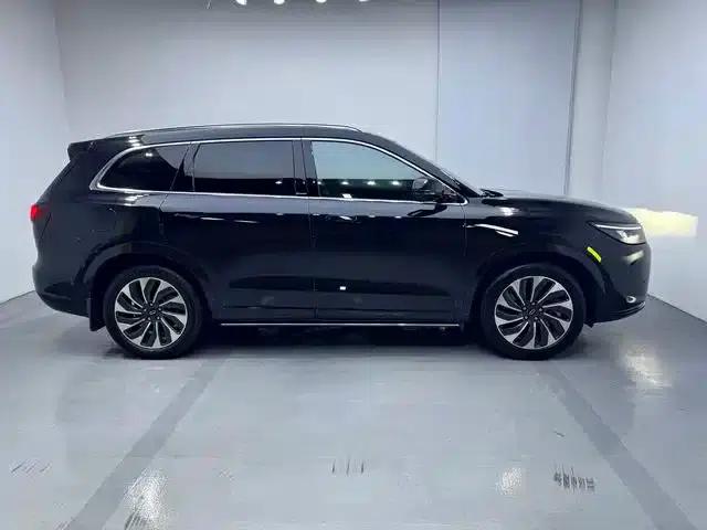 Wenjie M7 2022 1.5T AWD Luxury Edition — миниатюра 13