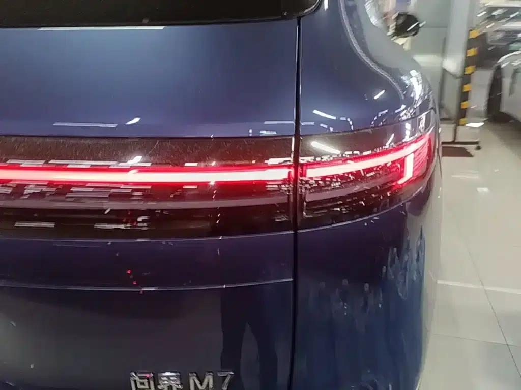 Wenjie M7 2026 Model Extended Range Ultra 4WD Version (5 Seats, 192-line LiDAR) — миниатюра 24