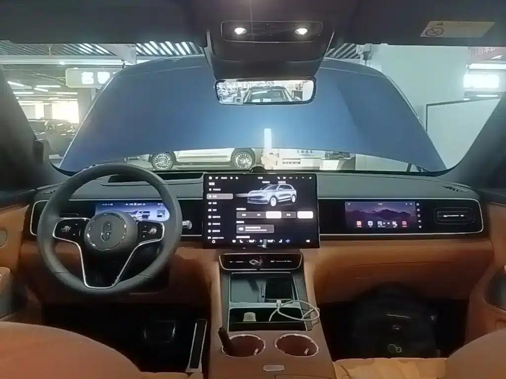 Wenjie M7 2026 Model Extended Range Ultra 4WD Version (5 Seats, 192-line LiDAR) — миниатюра 6