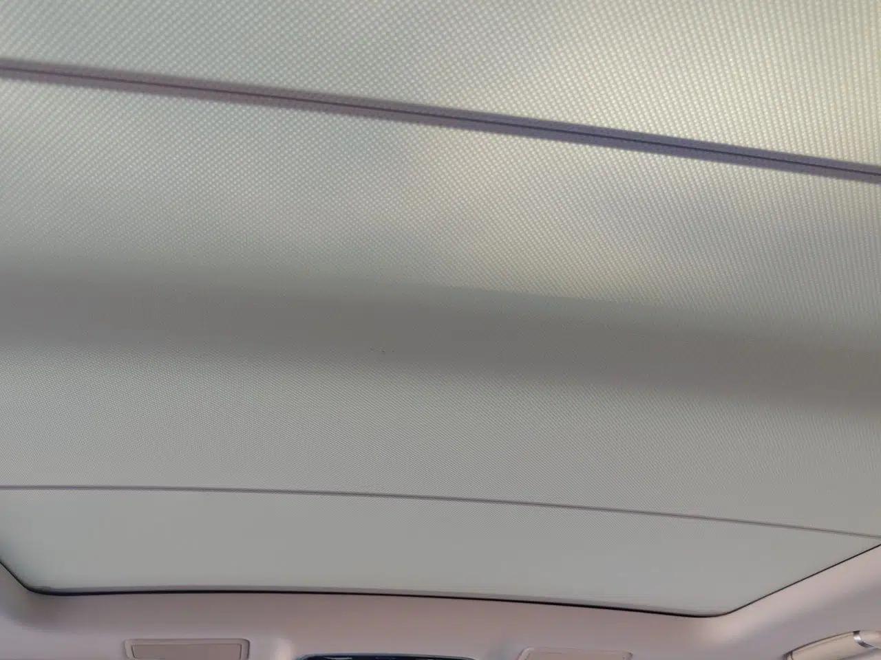 Land Rover Range 2020 Range Rover 3.0 with sunroof — миниатюра 18