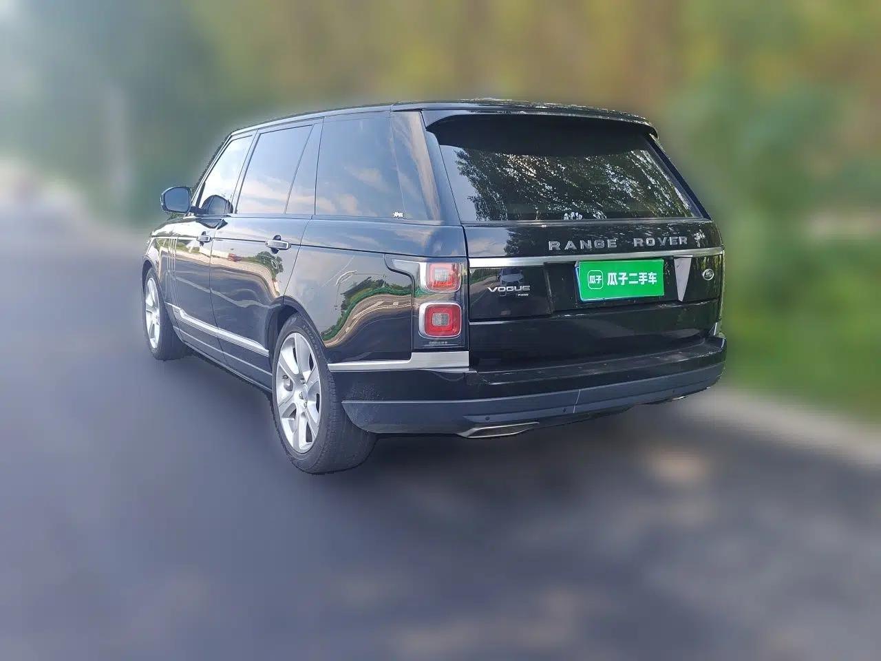 Land Rover Range 2020 Range Rover 3.0 with sunroof — миниатюра 4