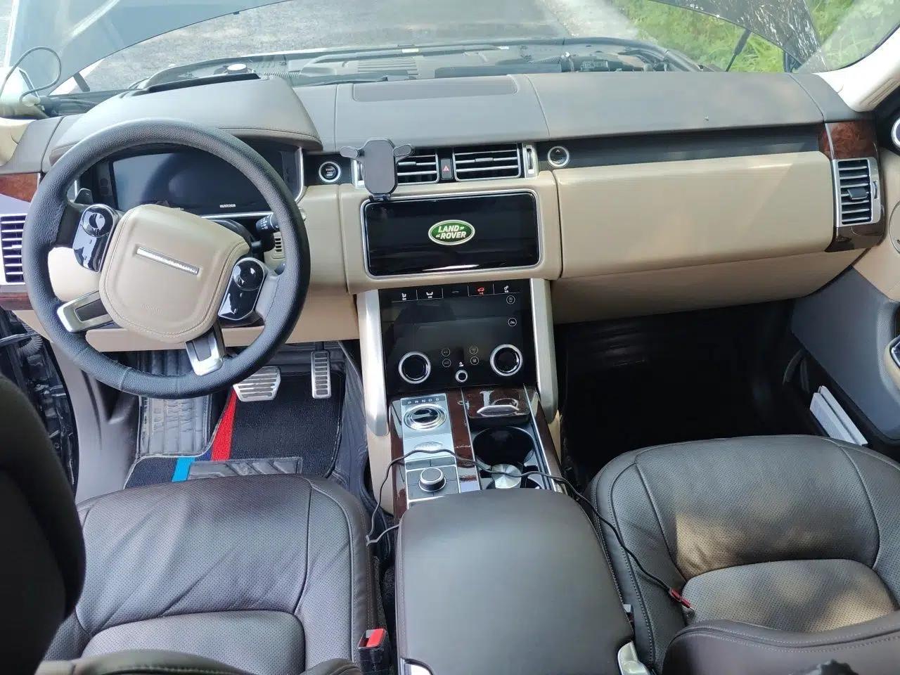 Land Rover Range 2020 Range Rover 3.0 with sunroof — миниатюра 9