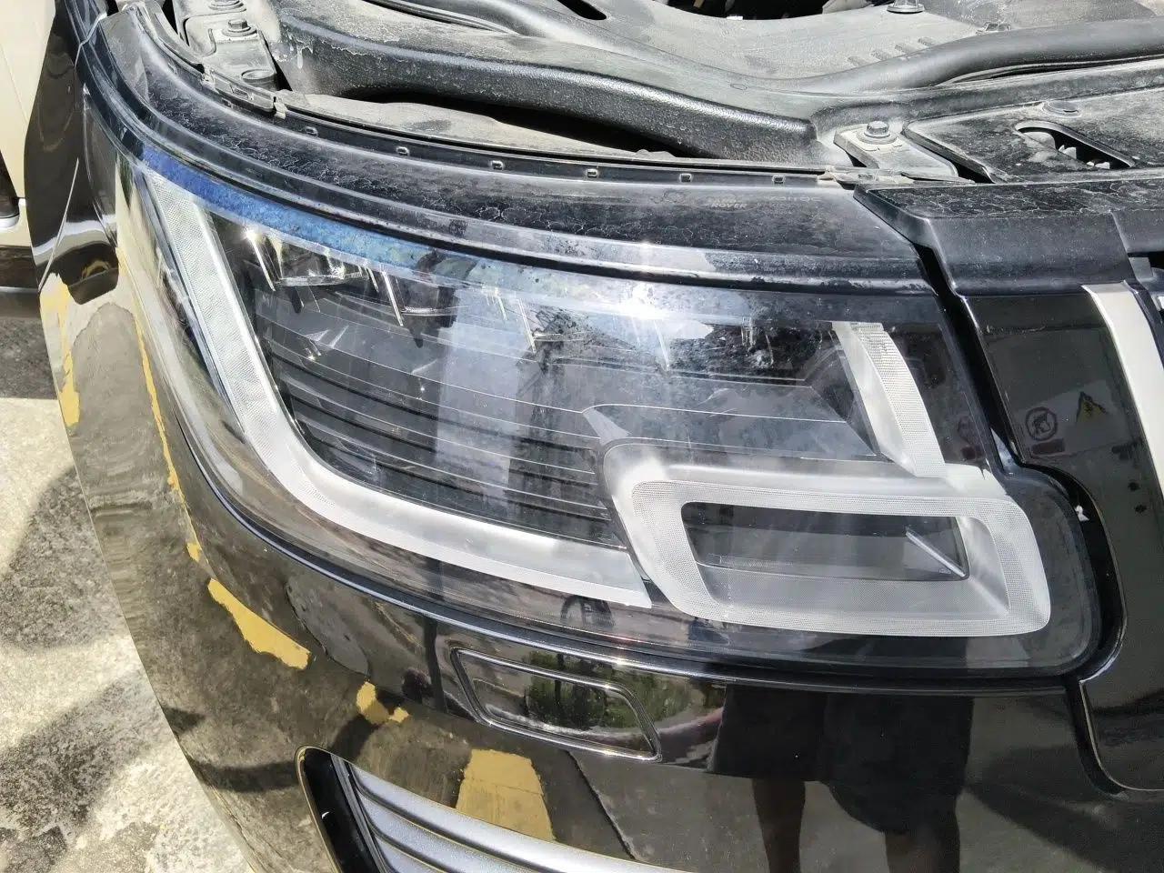 Land Rover Range 2021 3.0 L6 Century Extended Classic Edition — миниатюра 7
