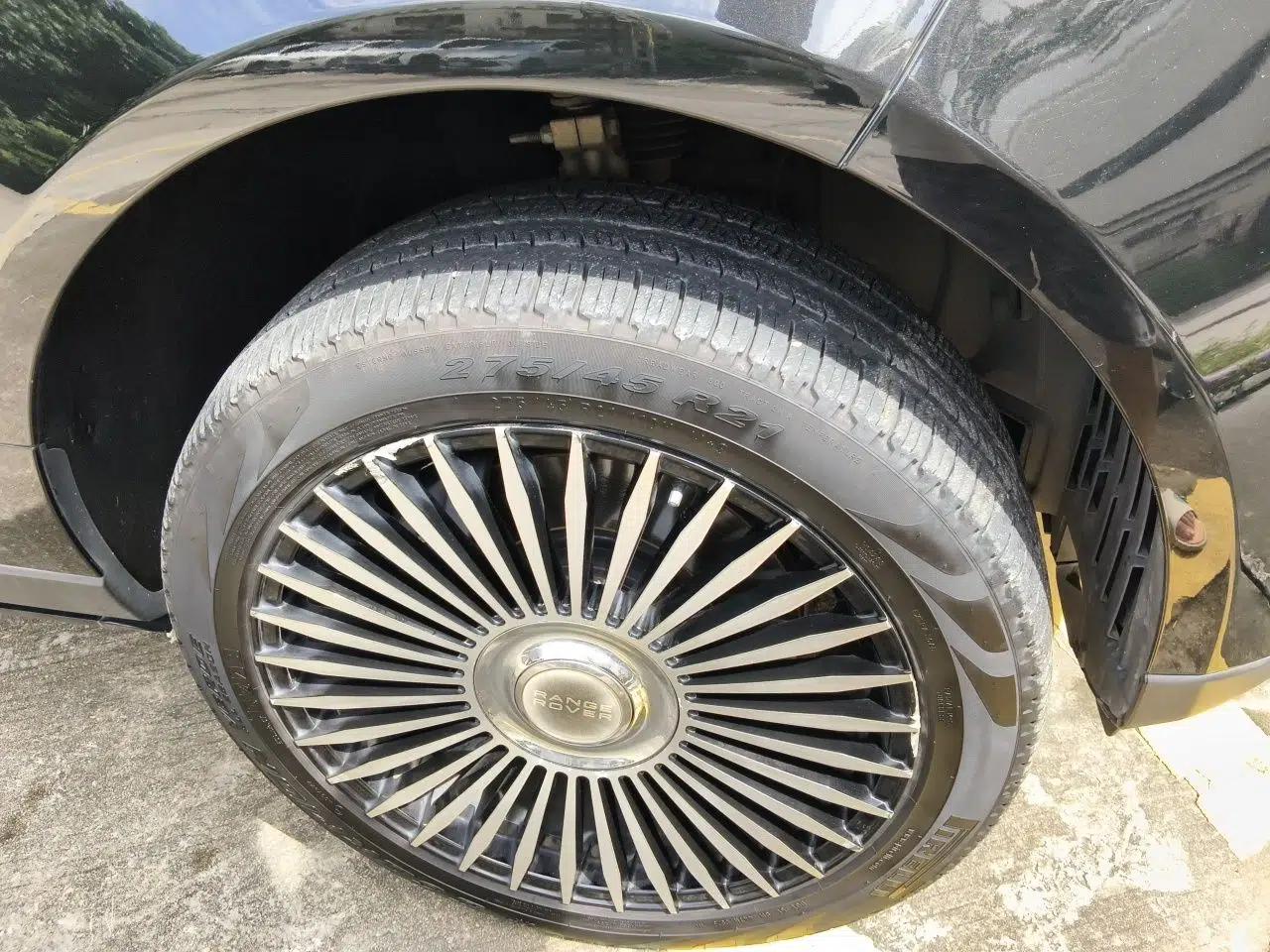 Land Rover Range 2021 3.0 L6 Century Extended Classic Edition — миниатюра 8