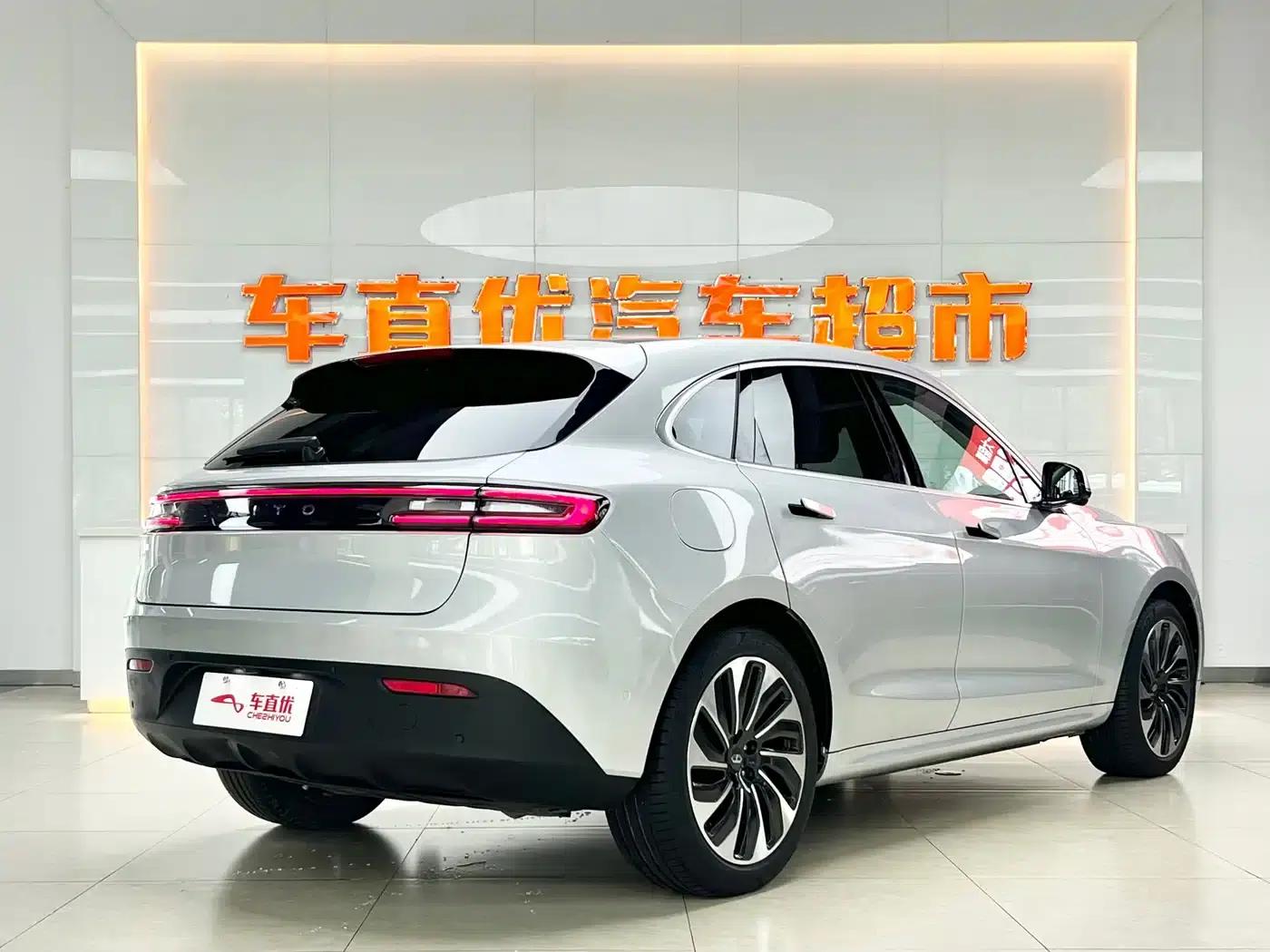Wenjie M5 2022 Extended Range AWD Performance Edition — миниатюра 5