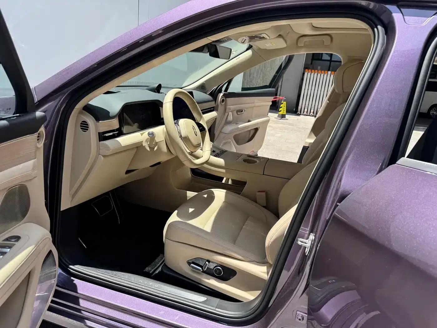 Wenjie M5 2025 Extended Range Ultra 4WD — миниатюра 7