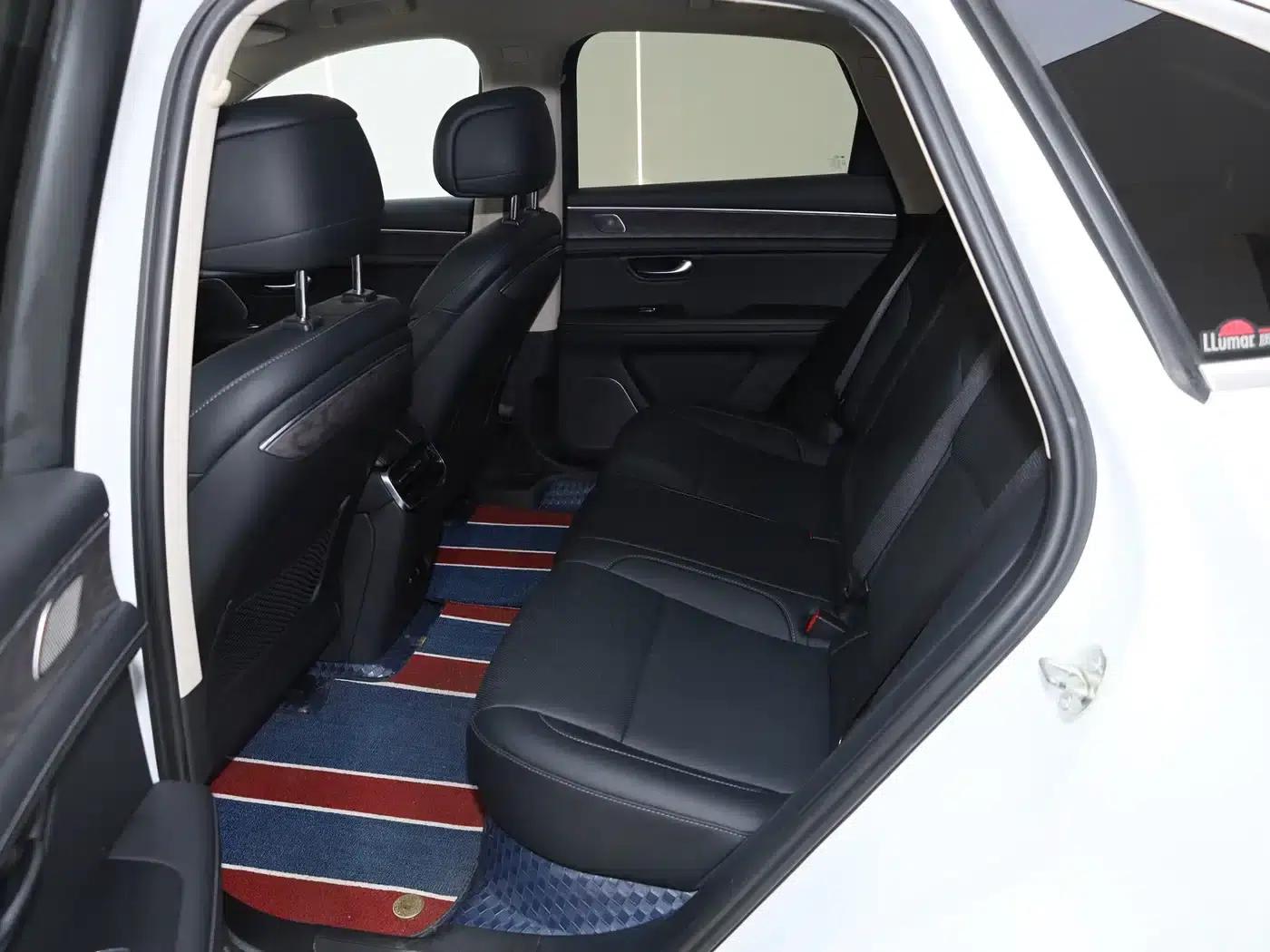 Wenjie M5 2022 Extended Range AWD Performance Edition — миниатюра 18