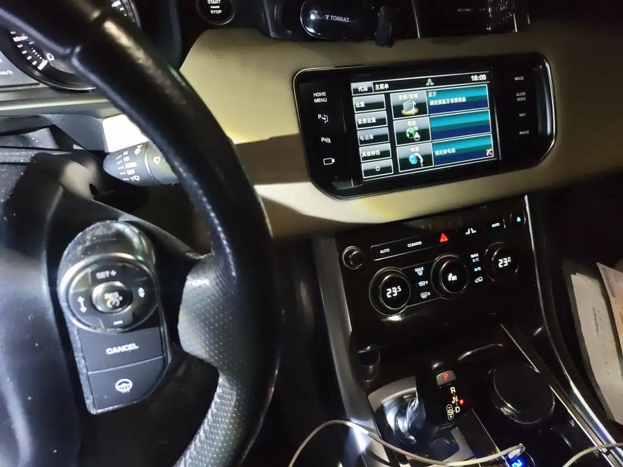 Land Rover Range Sport Range Rover Sport 2015, 3.0-liter automatic (registered in 2015, parallel import) — миниатюра 13