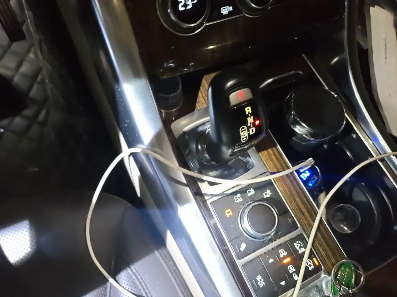 Land Rover Range Sport Range Rover Sport 2015, 3.0-liter automatic (registered in 2015, parallel import) — миниатюра 14