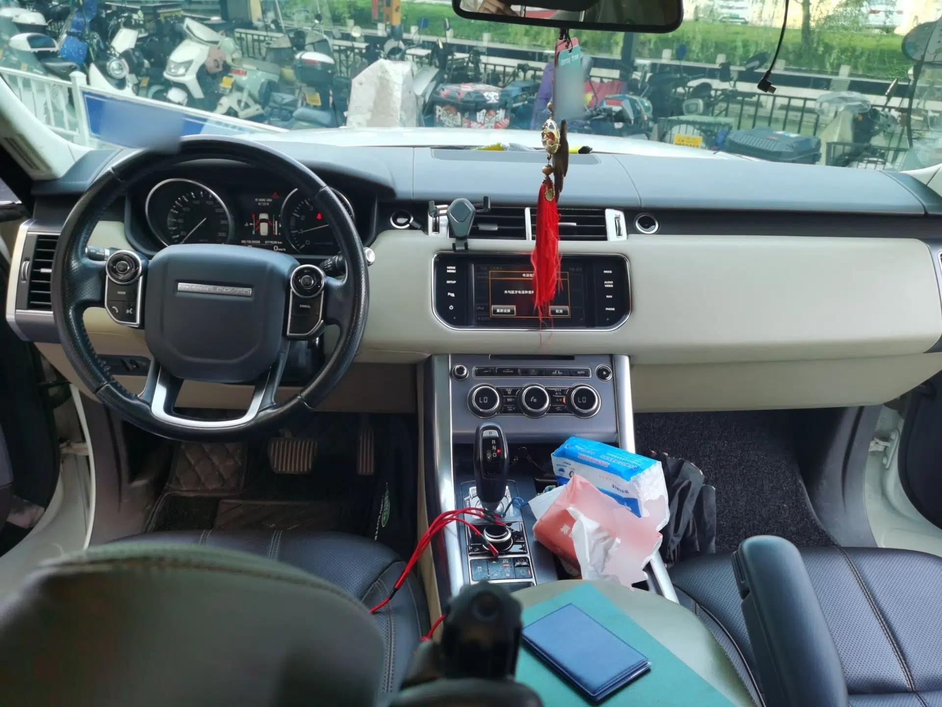 Land Rover Range Sport 2015 3.0 SC V6 HSE — миниатюра 9