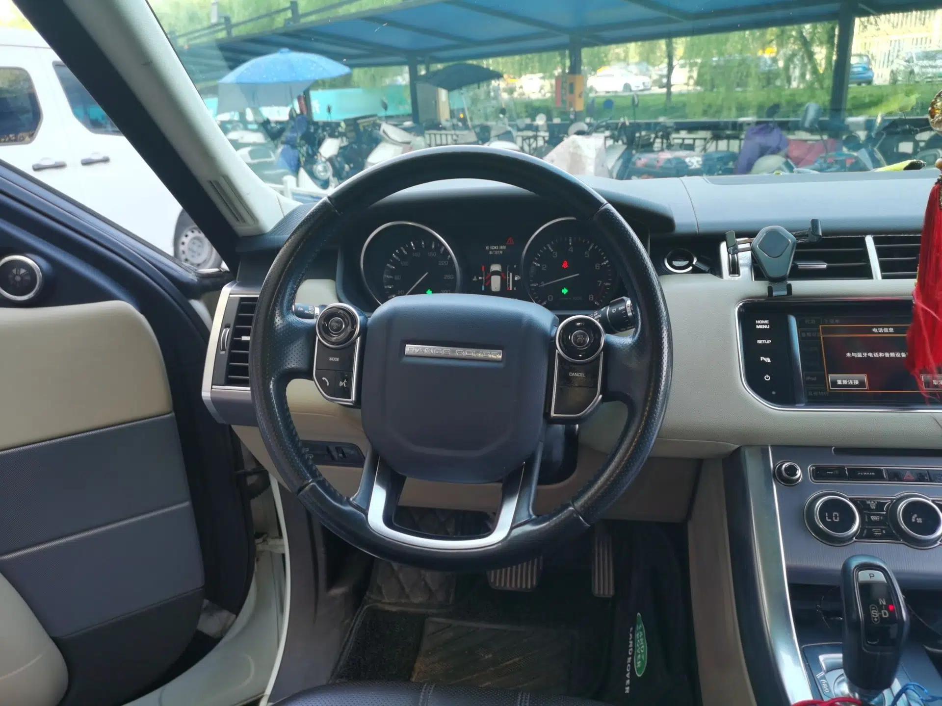 Land Rover Range Sport 2015 3.0 SC V6 HSE — миниатюра 10