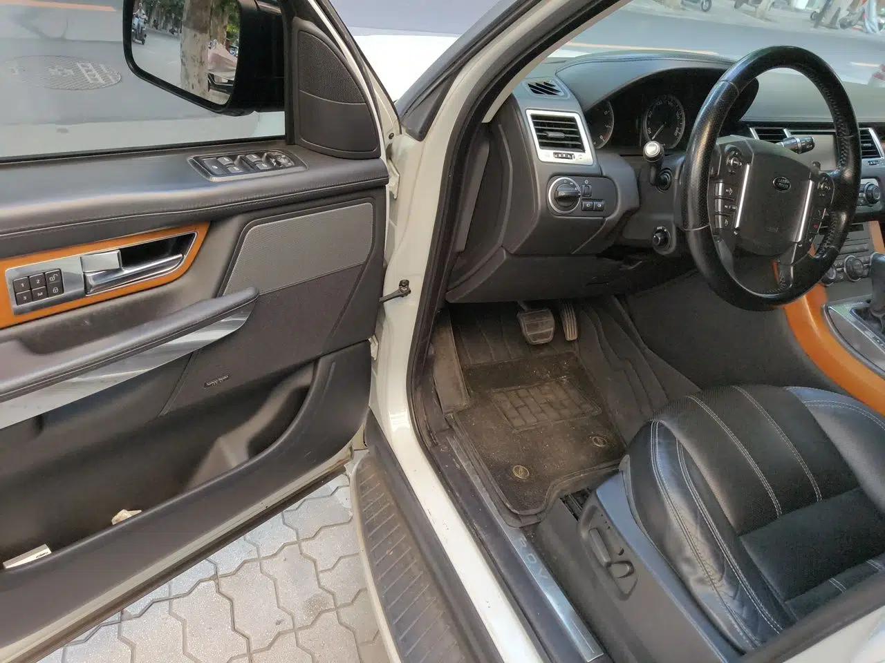 Land Rover Range Sport 2010 5.0 SC V8 HSE — миниатюра 16